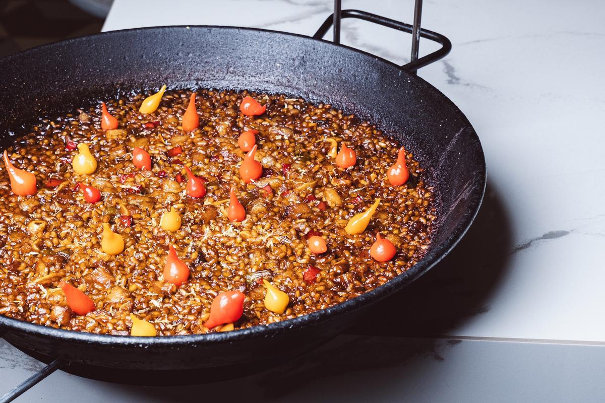 Arroz seco de oreja a baja temperatura.