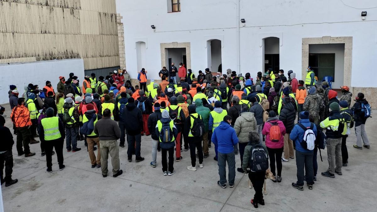 200 vecinos mantienen activa la búsqueda del cazador desaparecido en Catí