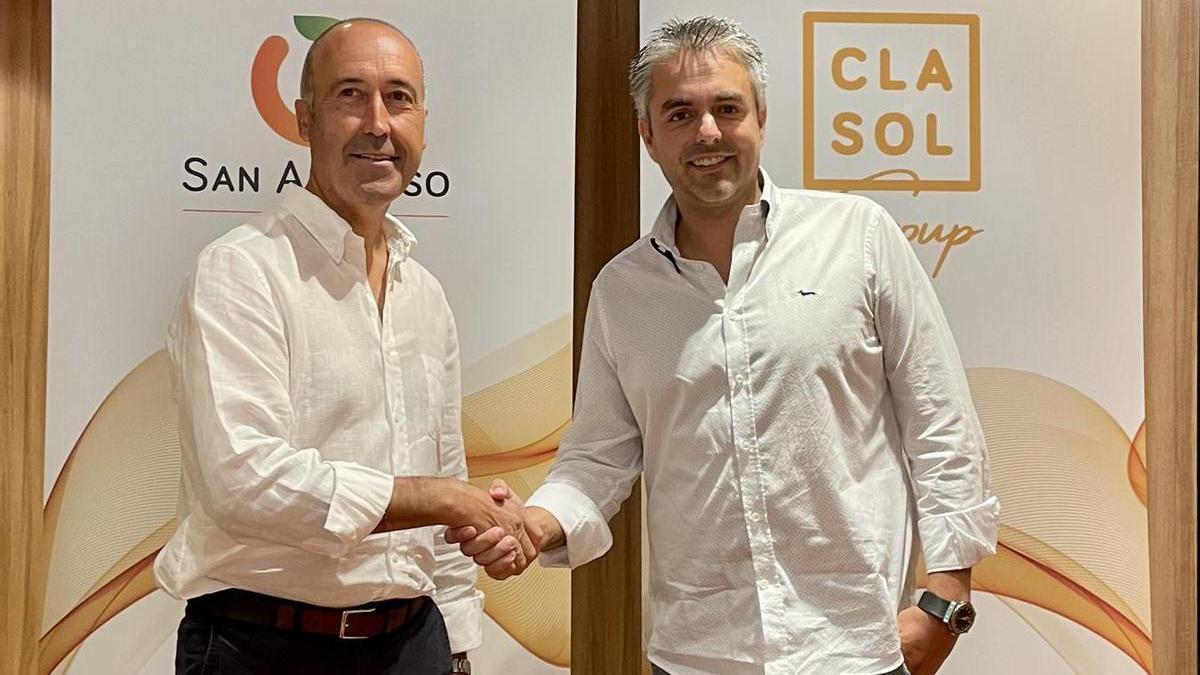Emilio Balaguer, de la Cooperativa San Alfonso y César Claramonte, director de Grupo Clasol.