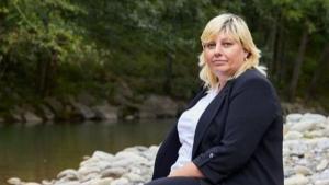 Anna Colomer: "No hi ha mitges taronges, ningú és complement de ningú"