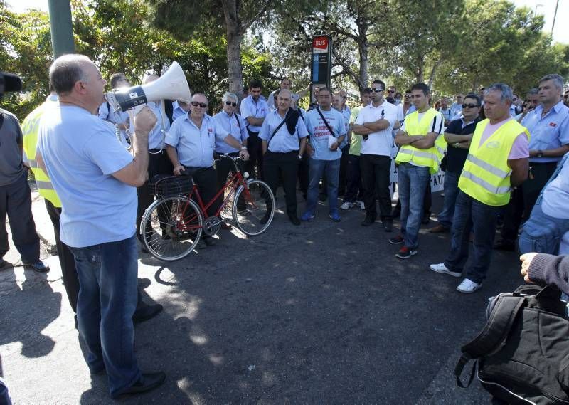 Fotogalería: Comienza la huelga del bus