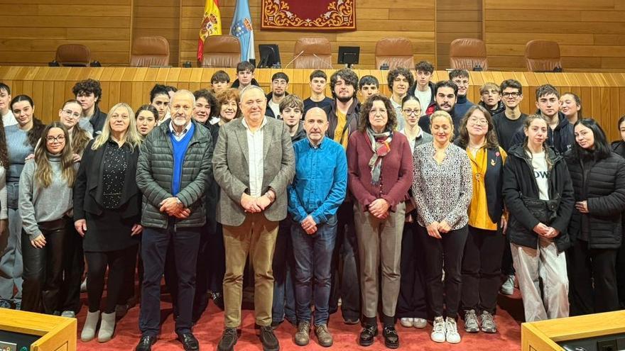 Mozos de Venecia, Xeorxia, Laracha, Rois e Tordoia no Parlamento galego