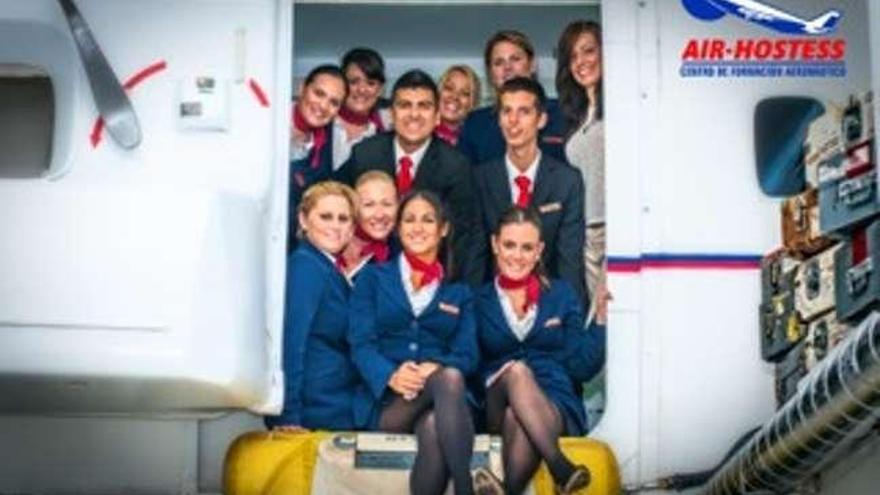 Air Hostess Otorga Titulo Homologado Para Convertirse En Auxiliar De Vuelo La Opinion De A Coruna