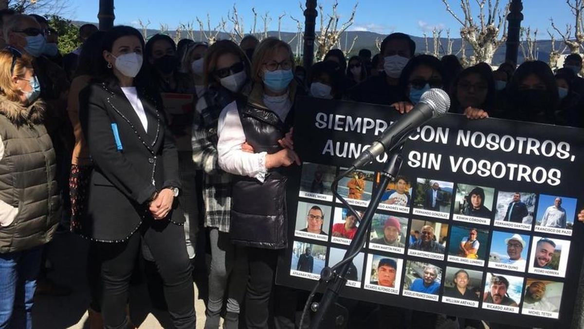 Protesta en Marín para reclamar que se baje hasta el 'Villa de Pitanxo'