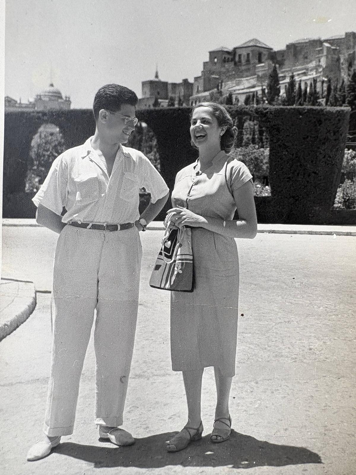 La joven malagueña comenzó a salir con Agustín Moreno a los 17 años y se casaron en 1958.