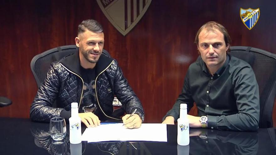 El Málaga CF hace oficial el fichaje de Martín Demichelis