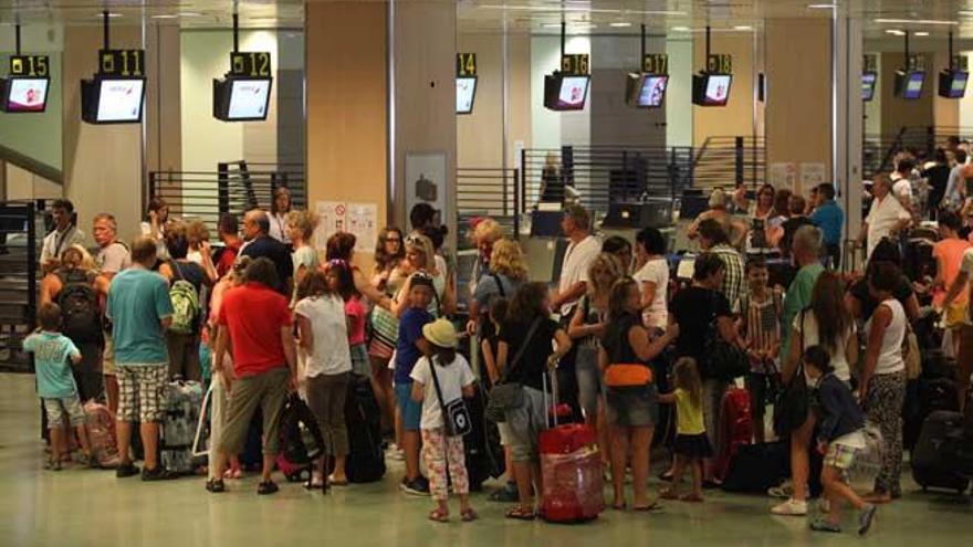 Terminal del aeródromo ibicenco.