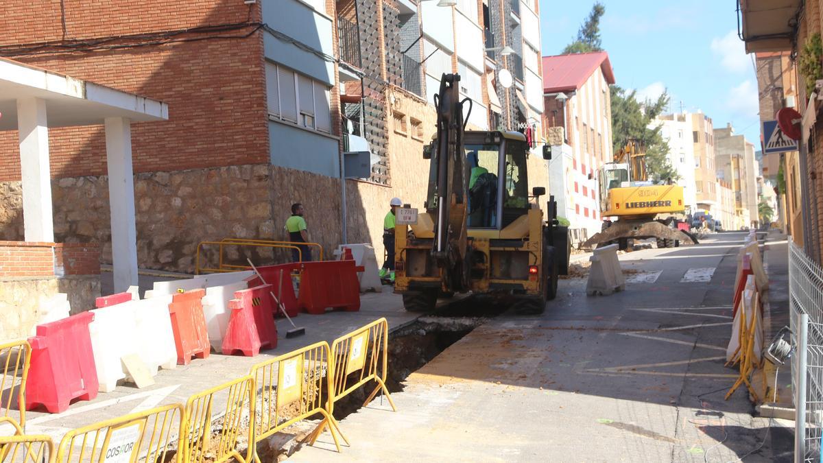 La mejora de la calle Enrique Grangel Girona mejorará la accesibilidad en este vial de l’Alcora.