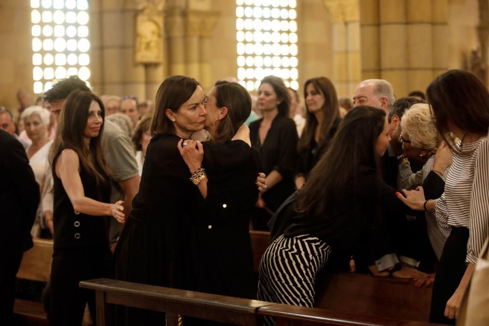 Funeral de Arturo Fernández: Emoción para despedir al chatín de la Puerta de la Villa