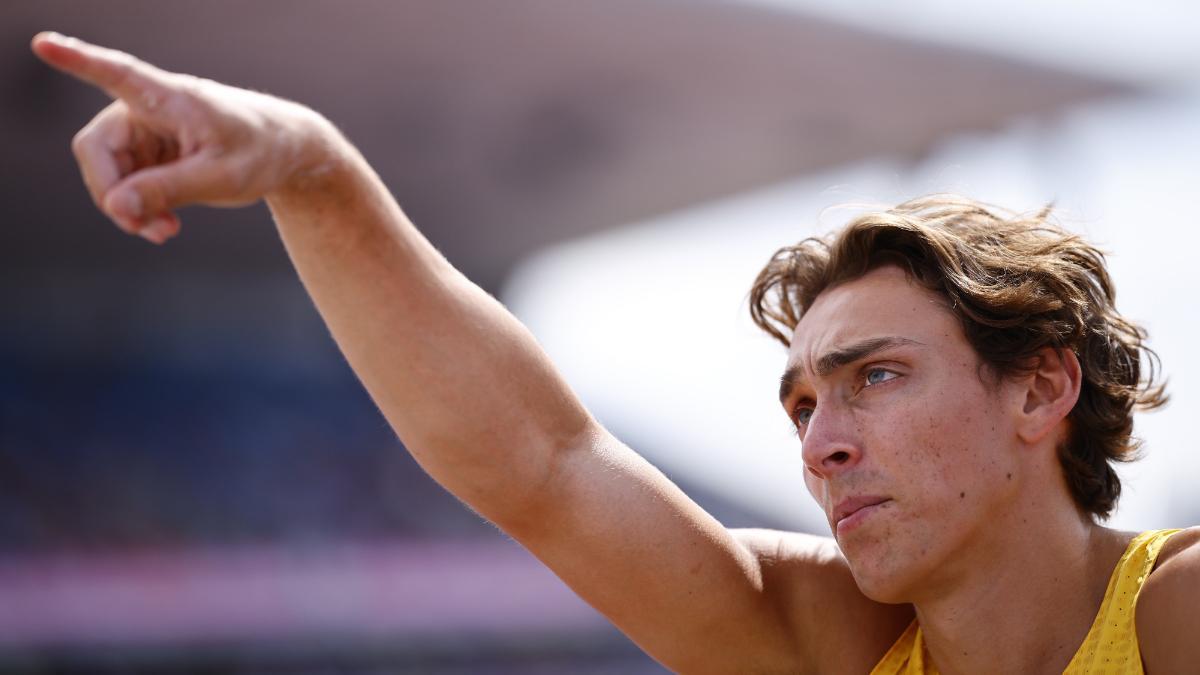 Armand Duplantis, a la final sin forzar la máquina