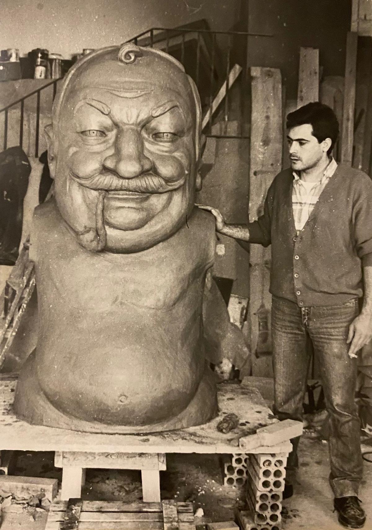 El gegant del Pep dels Orriols en procés de construcció