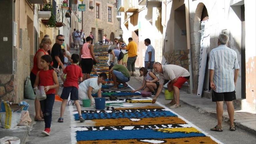 Las alfombras florales ya son fiesta de interés turístico