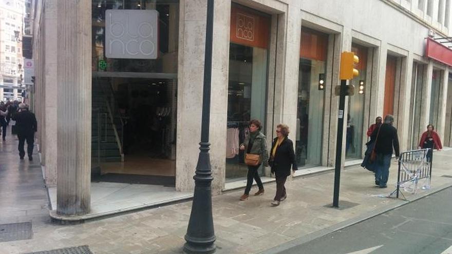 La tienda de Blanco en Puerta del Mar cerrará el 20 de febrero.