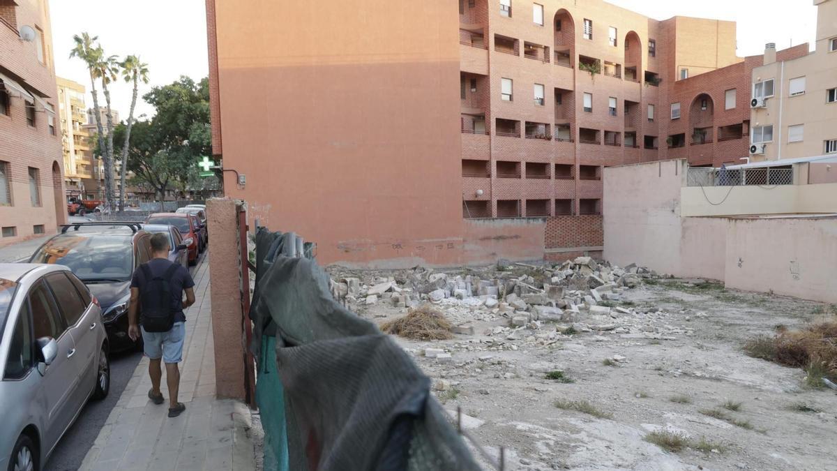 La primera promoción de pisos protegidos impulsada por el Ayuntamiento de Alicante tras Les Naus, en manos de una sola constructora