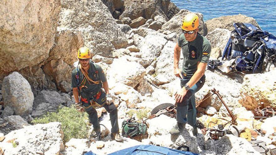 Rescate de un cadáver en Cap Blanc