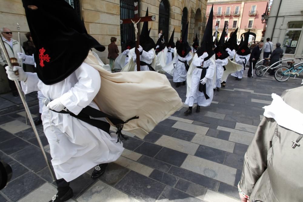 Domingo de Resurrección en Gijón