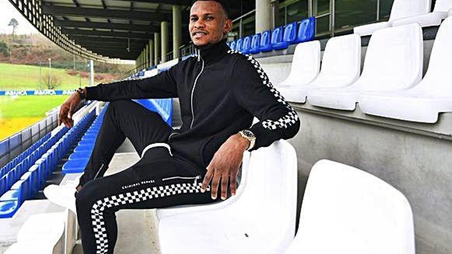 Uche Agbo, ayer después del entrenamiento en la ciudad deportiva de Abegondo.