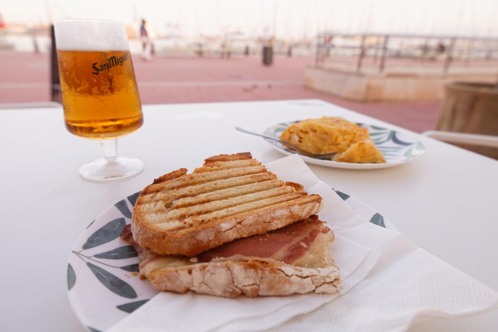 La comida en la terraza será de máxima calidad para el disfrute de los comensales.