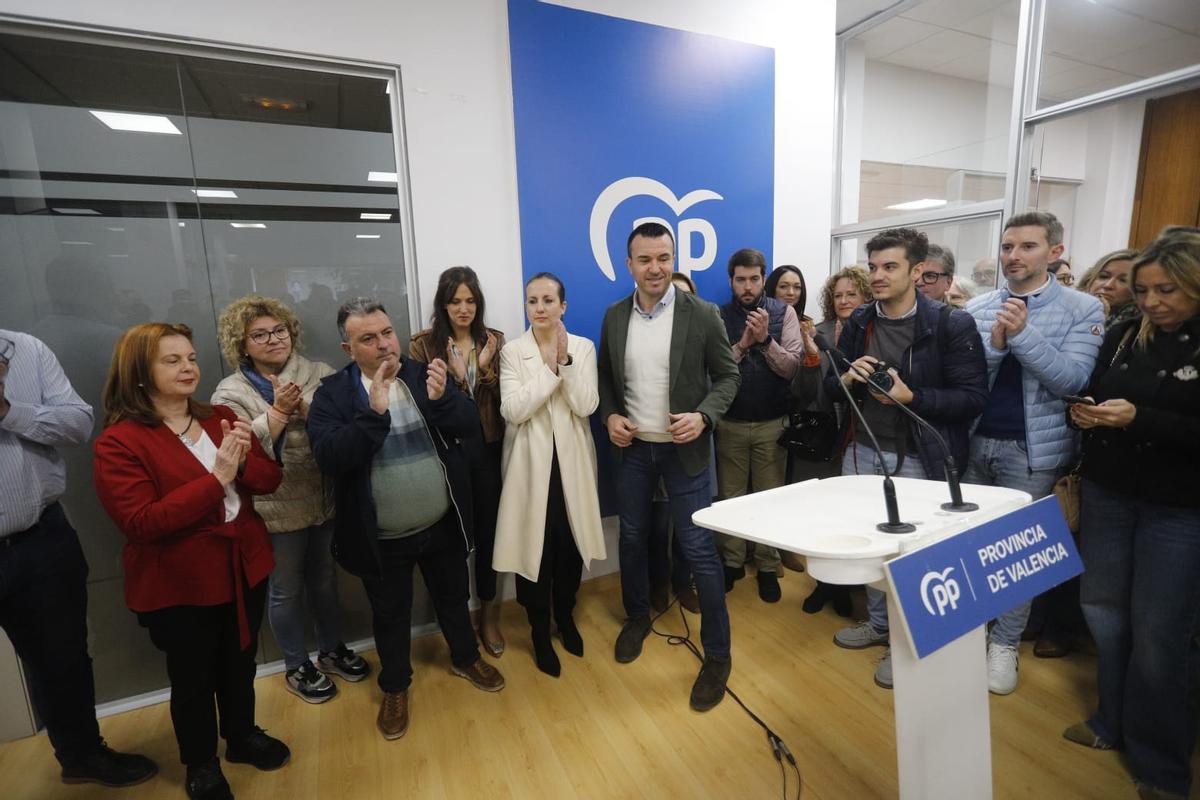 Los alcaldes del PP de Valencia firman un manifiesto contra la ley de ...
