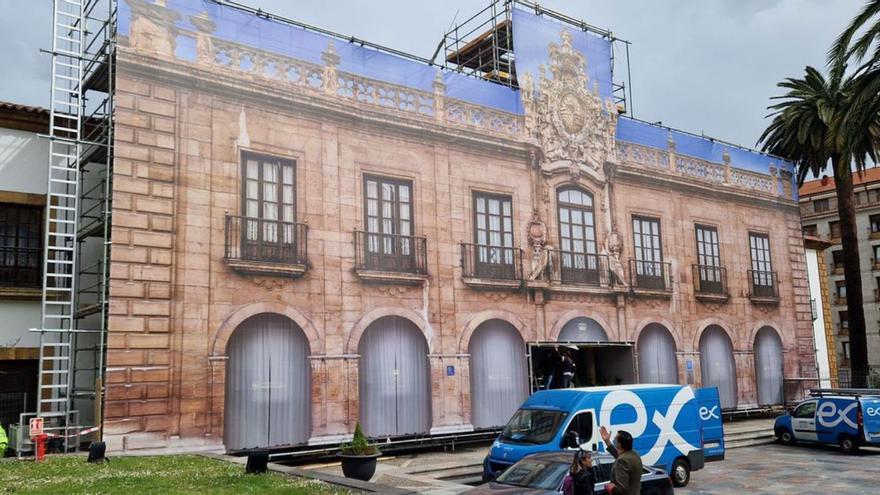 Fachada de pega para disimular la obra del Reconquista