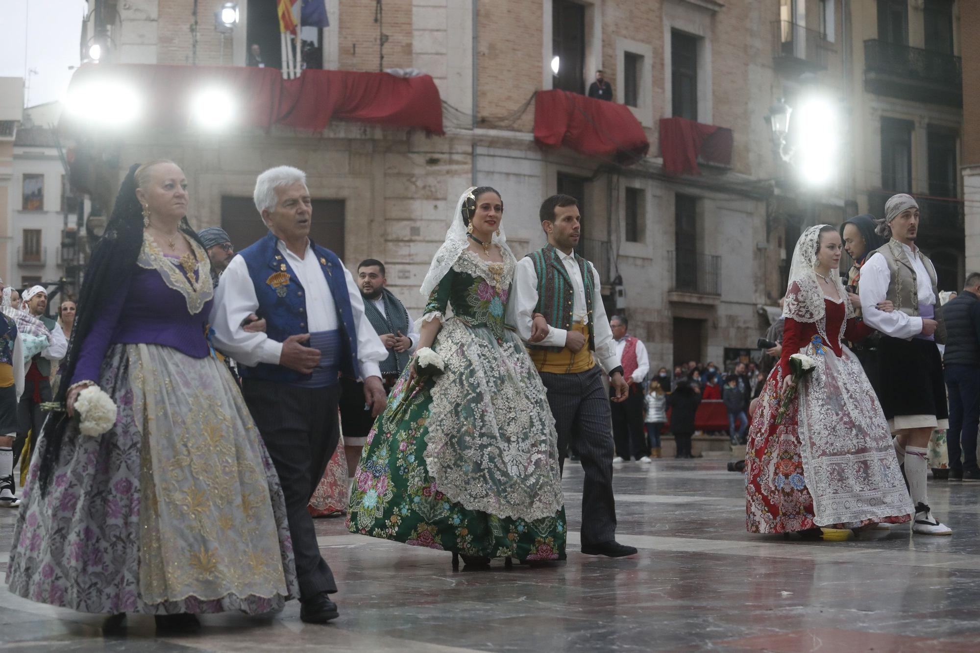 Búscate en el segundo día de ofrenda por la calle de la Paz (entre las 18:00 a las 19:00 horas)