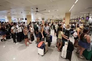 El aeropuerto de Ibiza supera los 1,5 millones de pasajeros en agosto