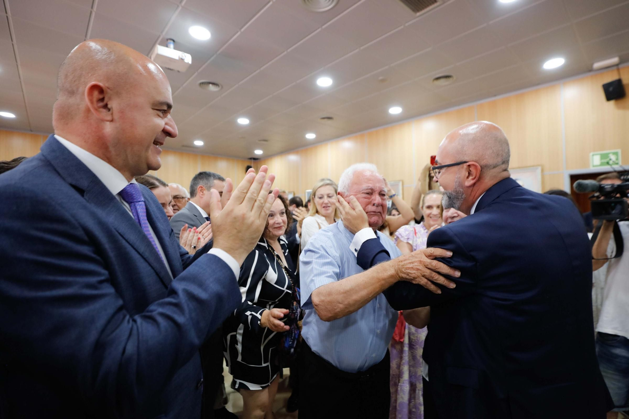 Galería de imágenes de la toma de posesión de Vicent Roig como alcalde de Sant Josep