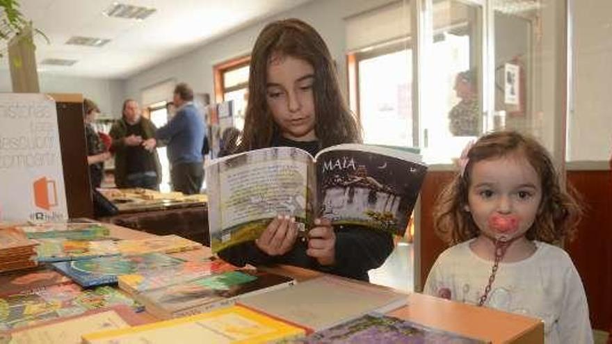 Una actividad celebrada ayer con motivo del Día do Libro. // N. Parga