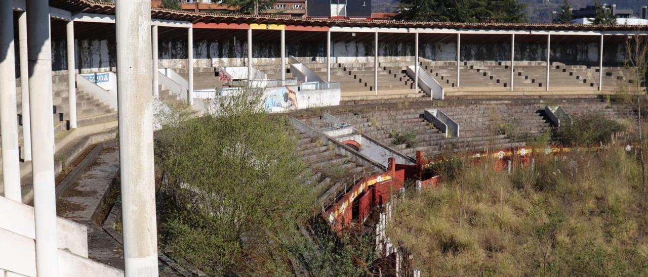 Estado actual de la plaza de toros de Oviedo.