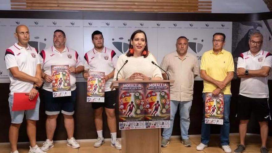 Diez equipos de España y Portugal acuden  a la III