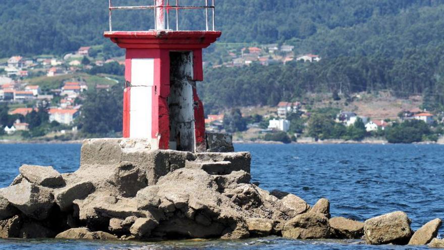 Portos instalará una baliza de ayuda a la navegación en el acceso al puerto de Pontevedra