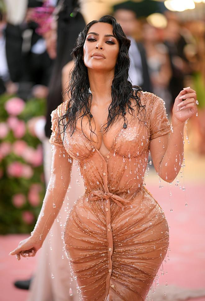 Kim Kardashian con vestido trampantojo en la gala MET 2019