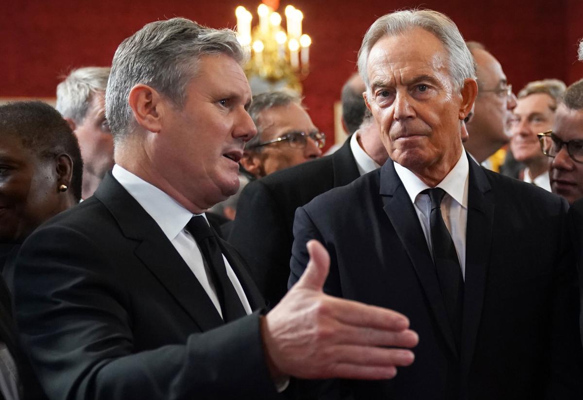 Blair arremet contra el Partit Laborista i exigeix un gir a la dreta