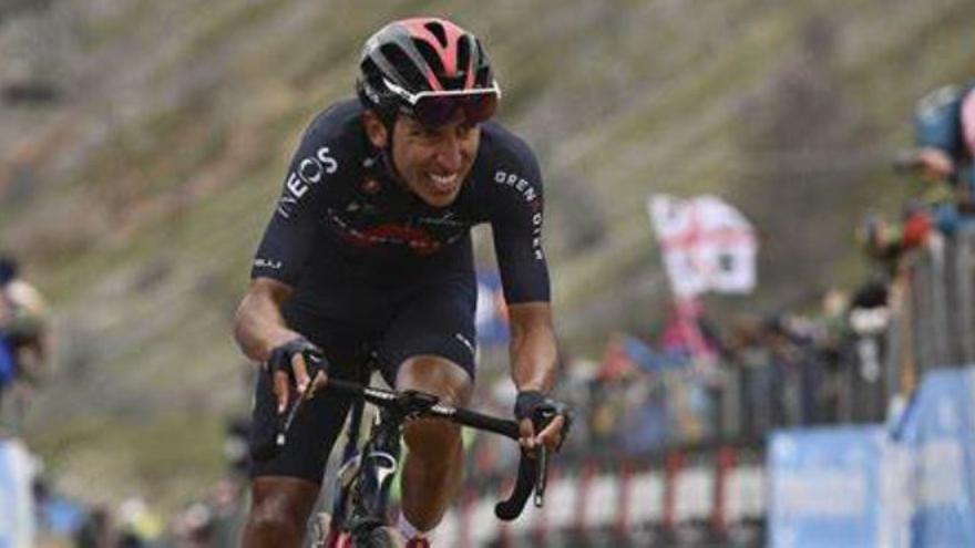 Egan Bernal, operado de la columna tras chocar contra un camión