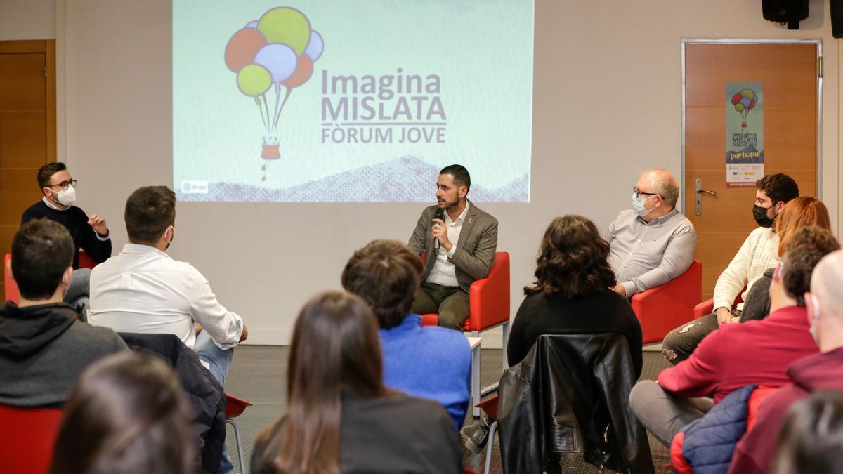 El alcalde Bielsa durante la presentación