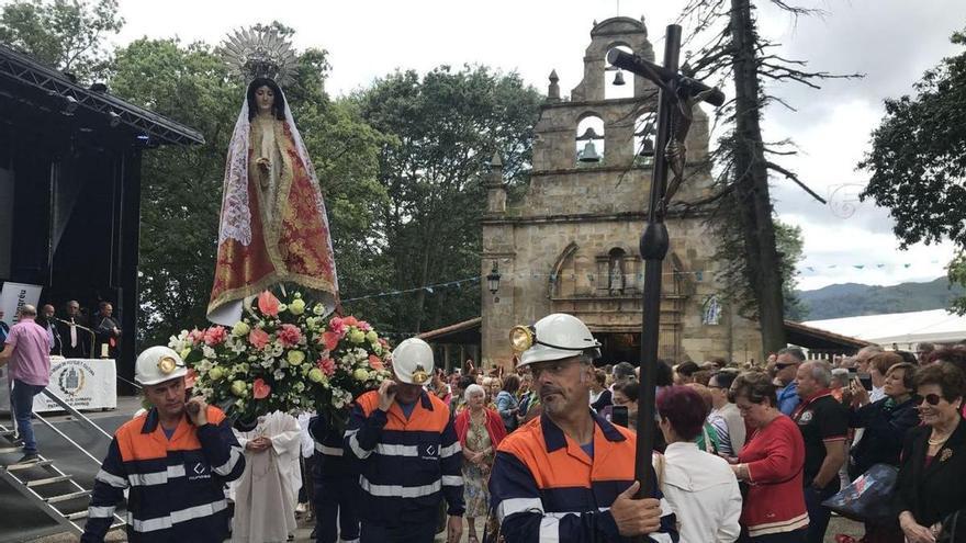 Reconocimiento a los sanitarios en Langreo