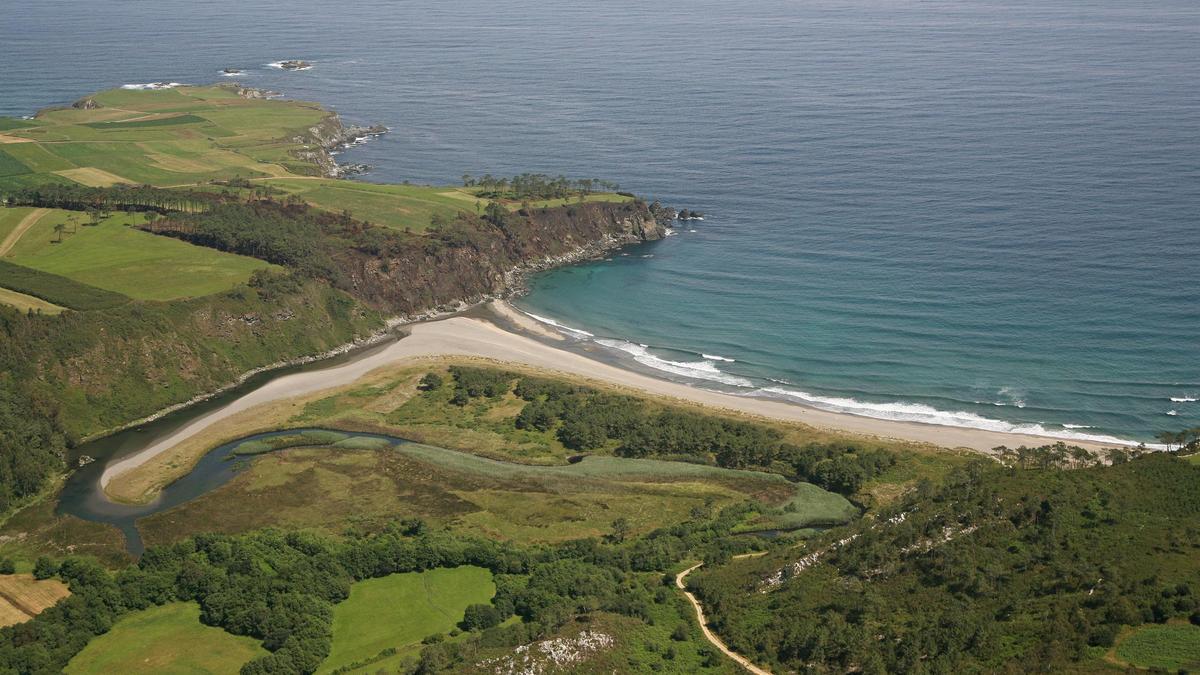 Playa de Barayo, en Valdés