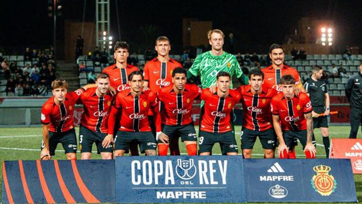 El once del Mallorca en el partido de Copa del Rey ante el Atlètic Sant Just.