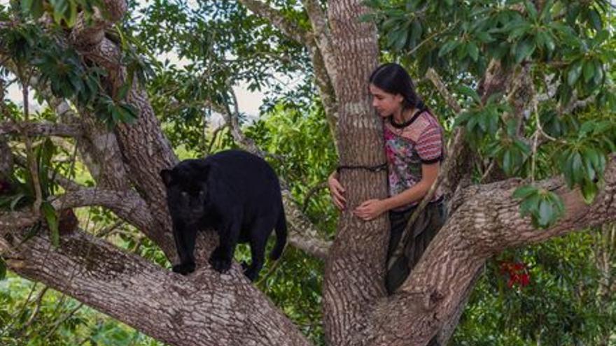 Emma y el jaguar negro