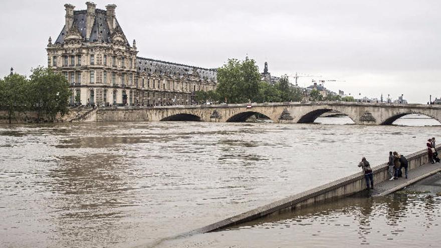 14 muertos en Europa y miles de evacuados por el temporal de lluvias