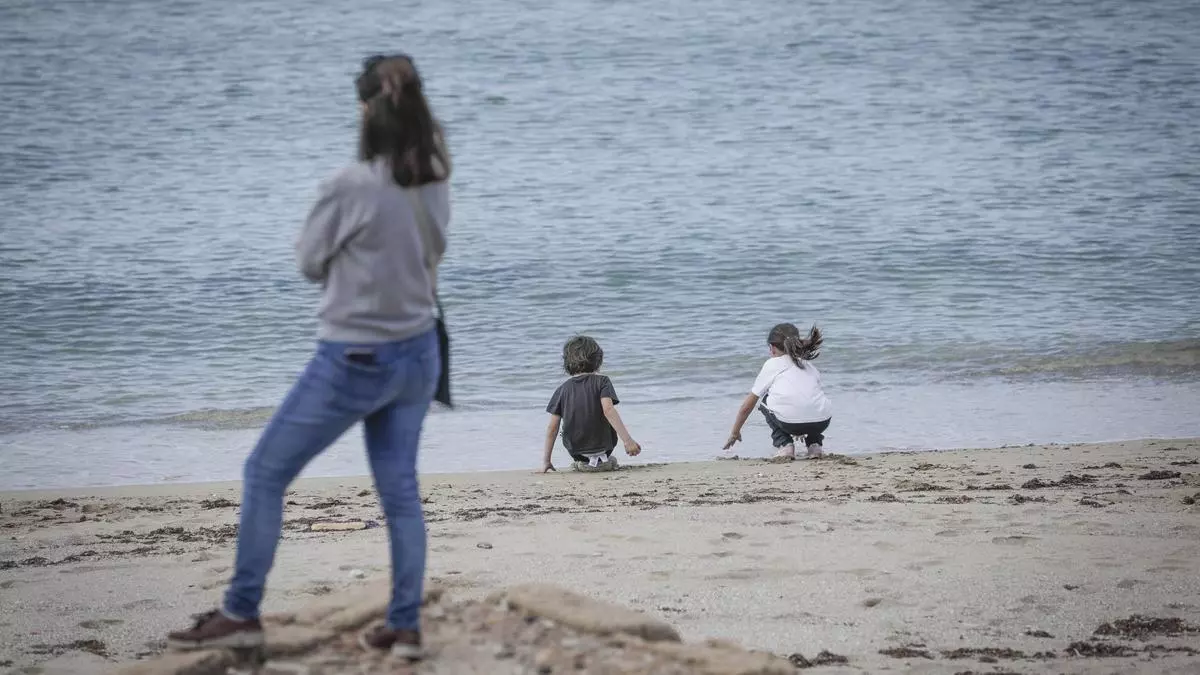 Los ocho hábitos para dar confianza a tus hijos, según el psicólogo Álvaro Bilbao
