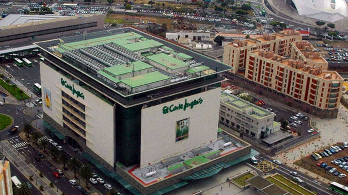 Edificio de El Corte Inglés en Santa Cruz de Tenerife.