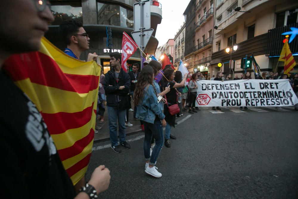 Tensión en el centro de Alicante por la independencia de Cataluña