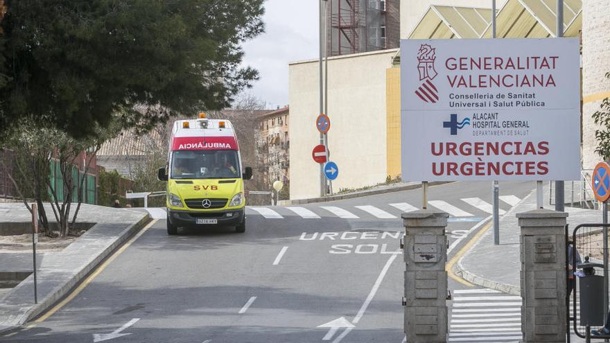 Un hombre de 30 años, ingresado con quemaduras tras un accidente laboral en un restaurante de Rojales