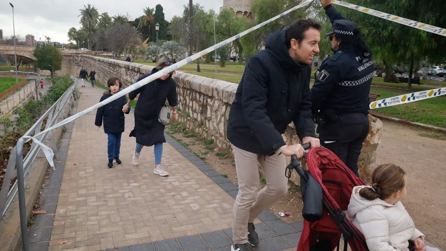 Desalojo en el Jardín del Turia por aviso naranja - Levante-EMV