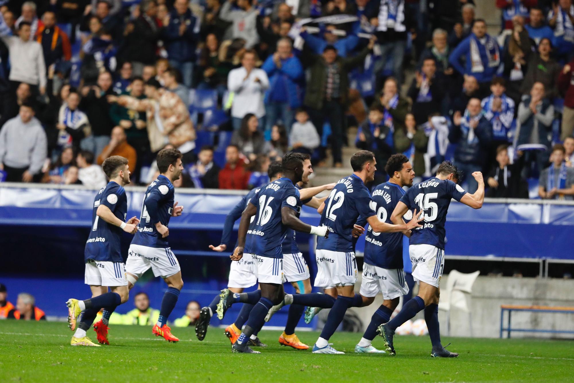 En imágenes: así fue la victoria copera del Oviedo ante el Granada