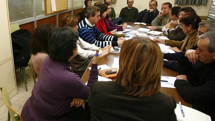 Directores de institutos de la provincia reunidos ayer en Alicante en la primera Asamblea Permanente de este año