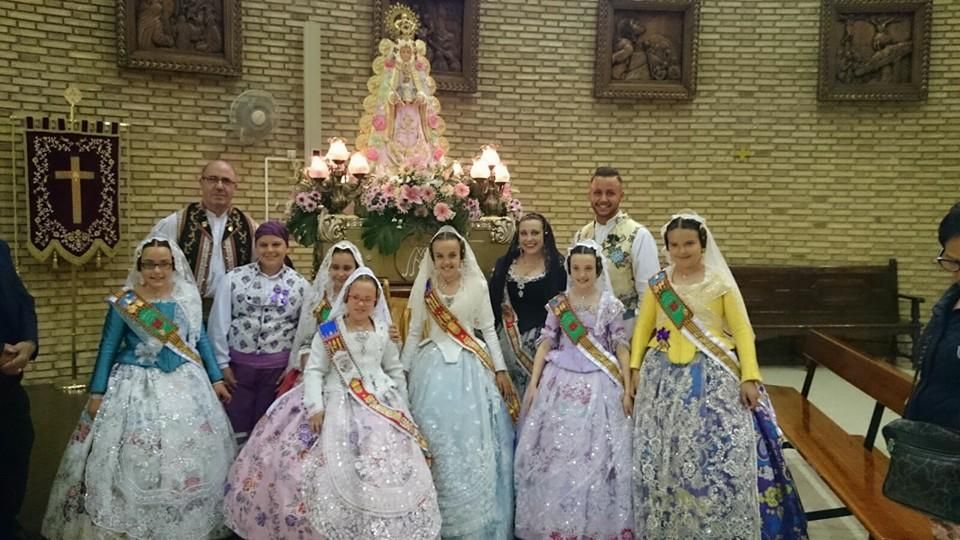 El Centro Andaluz de Alaquàs celebra la fiesta de las Cruces de Mayo