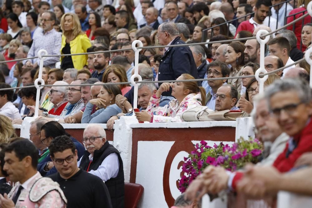 Perera pone el broche perfecto a la feria.