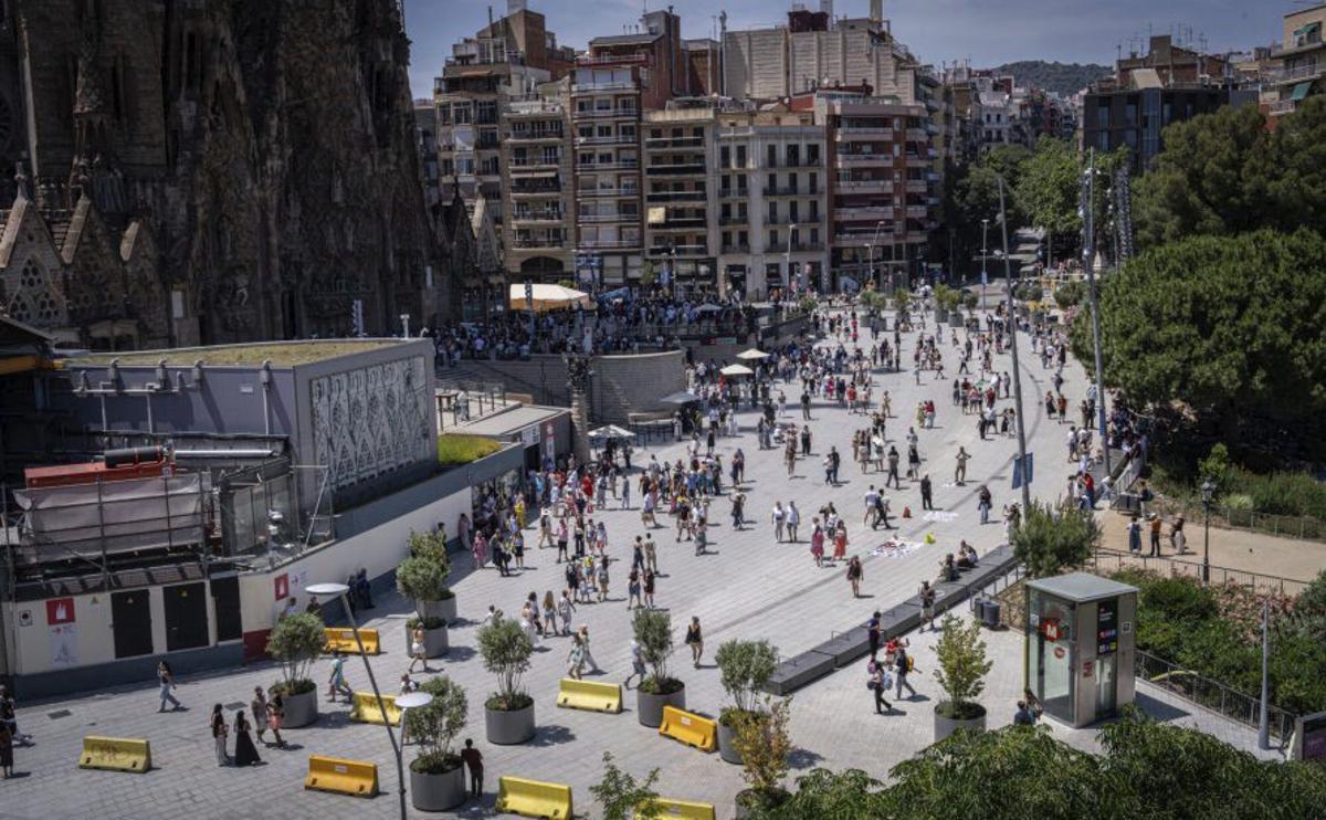 Acaben les obres  de Marina davant la Sagrada Família